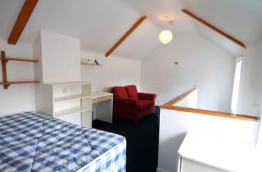 Victoria Square, Sandyford, Newcastle - Image 2